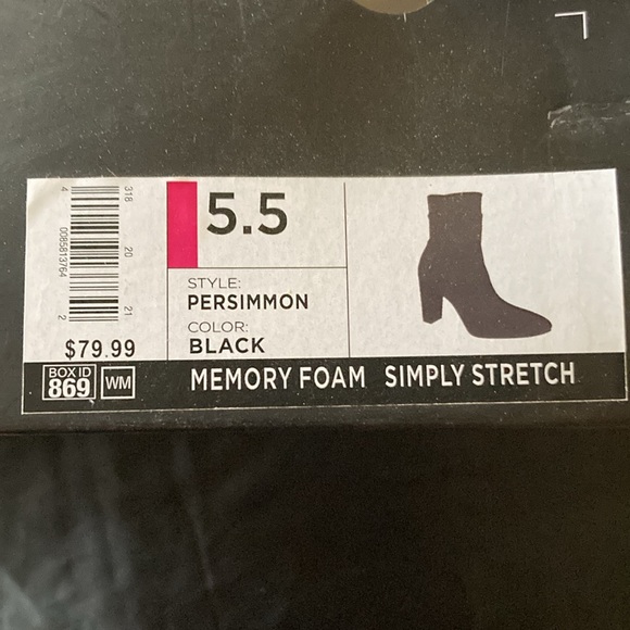 NWB simply Vera Wang black persimmon boots - Picture 5 of 5